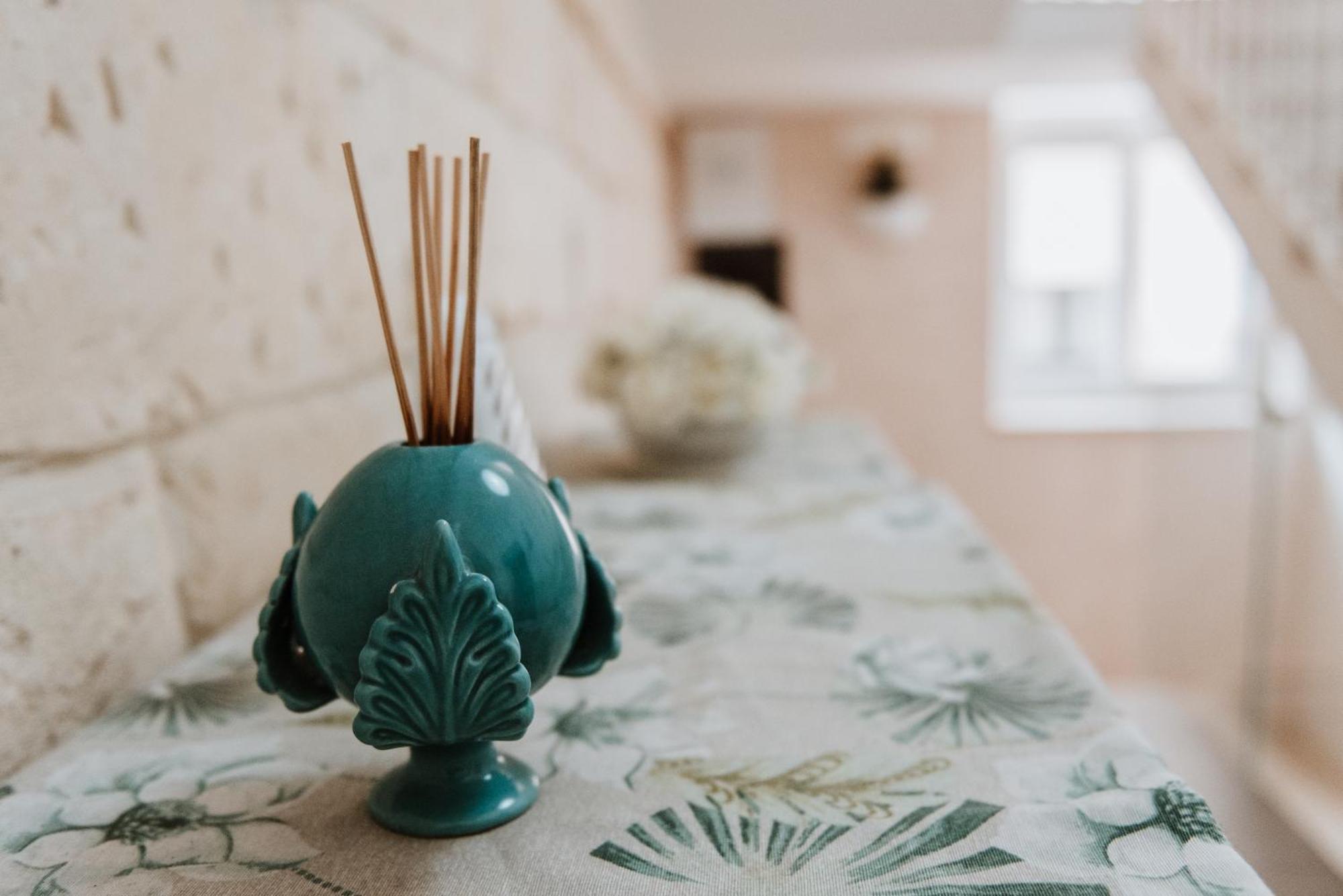 Terrae Hydrunti Bed & Breakfast เลชเช ภายนอก รูปภาพ