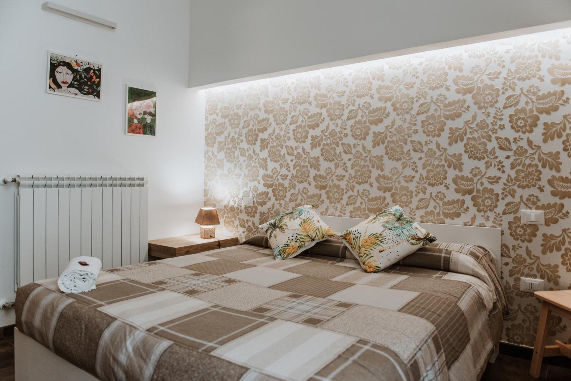 Terrae Hydrunti Bed & Breakfast เลชเช ภายนอก รูปภาพ