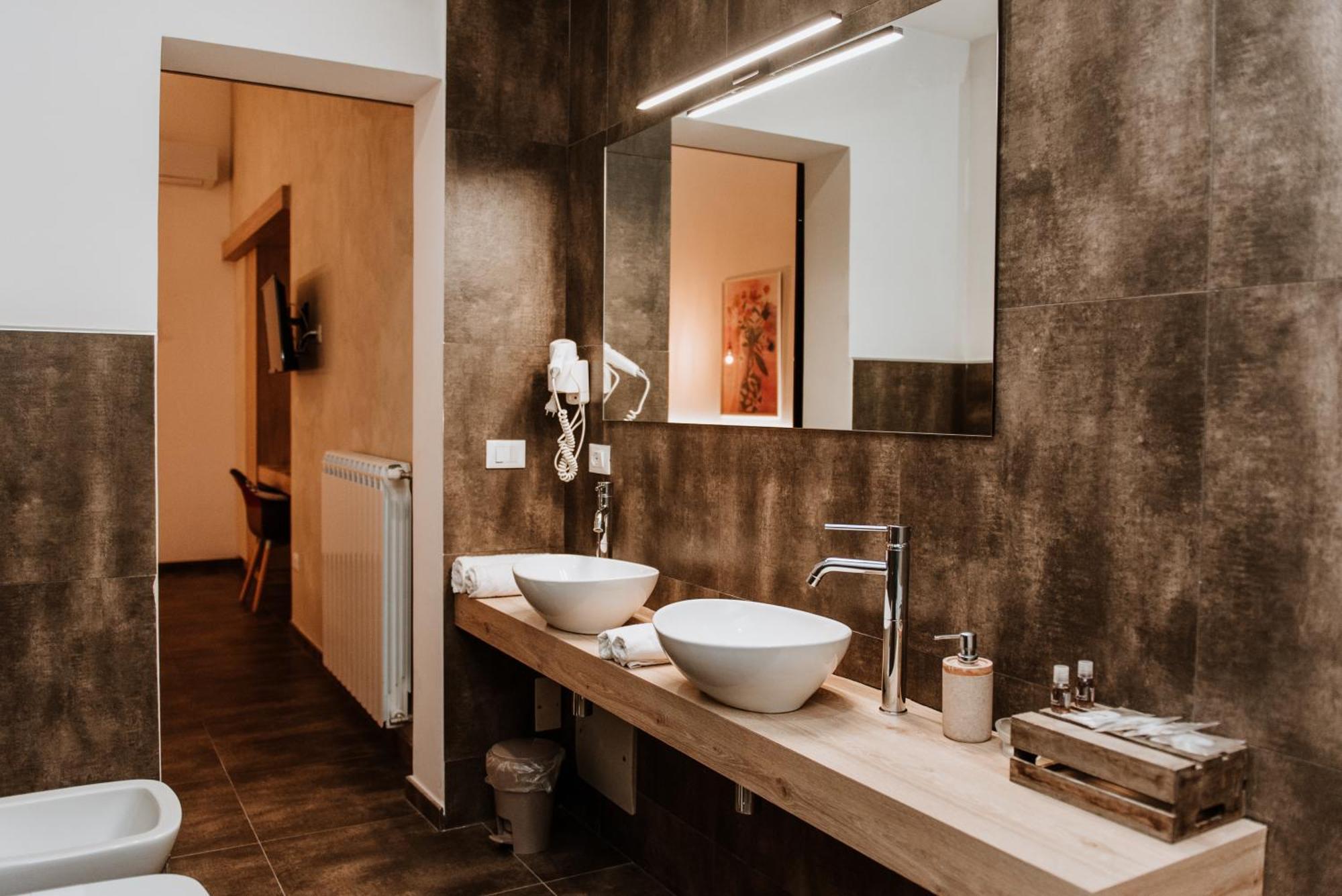 Terrae Hydrunti Bed & Breakfast เลชเช ภายนอก รูปภาพ